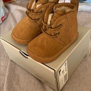 Size 0/1 Baby Neumel chestnut uggs